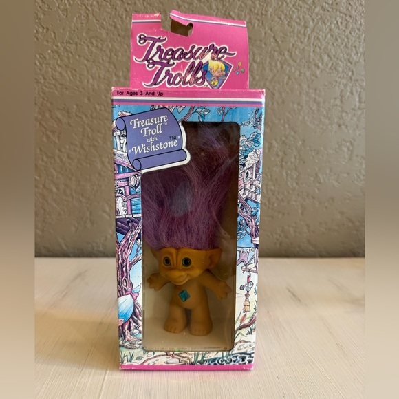 Vintage 1990’s Treasure Trolls. Purple haired troll with blue jewel. - Picture 2 of 9